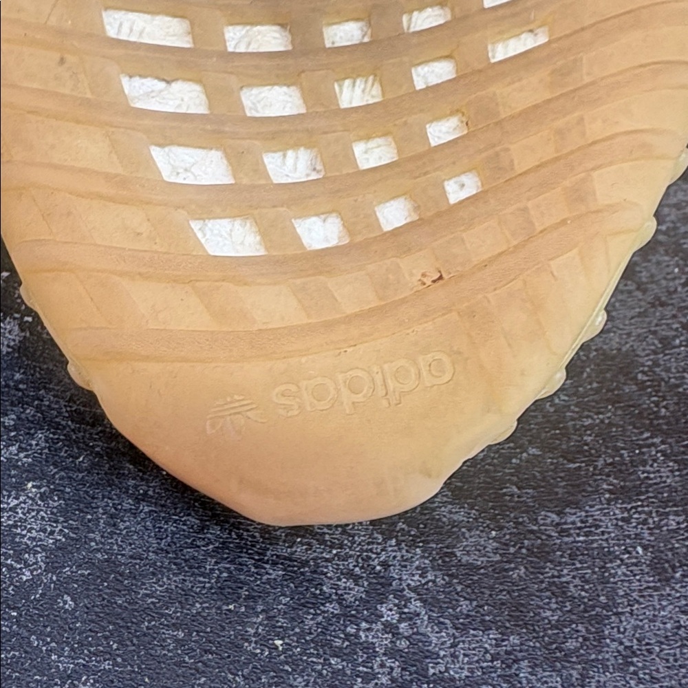 Yeezy Kids Neutral Knit Athletic Sneakers with Yellow Sole use 5.5 - Picture 6 of 8